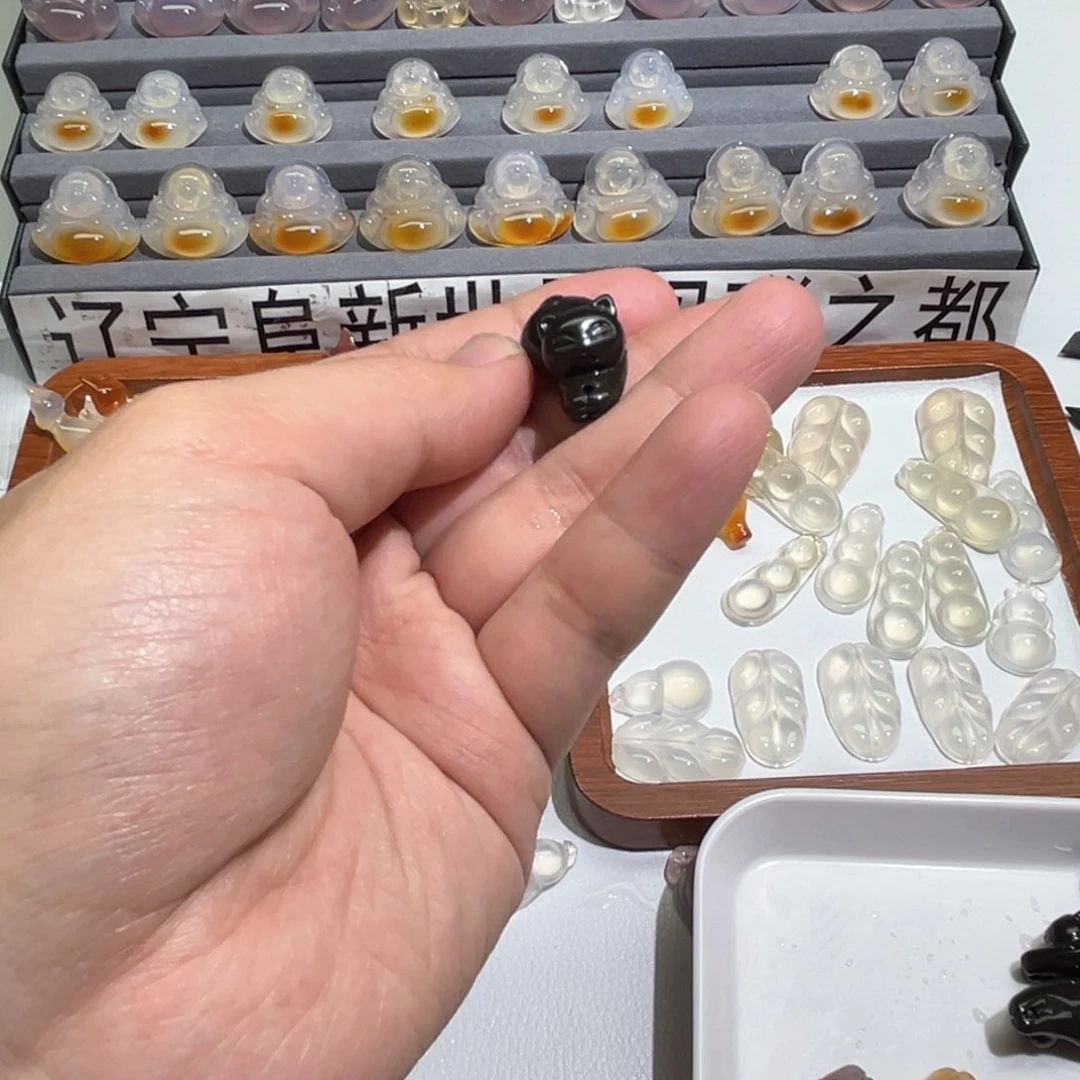 玛瑙/玉髓颈饰未镶嵌我***了