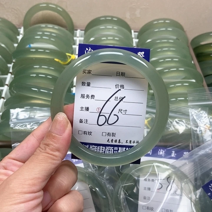 未镶嵌蛇纹石玉手镯x*