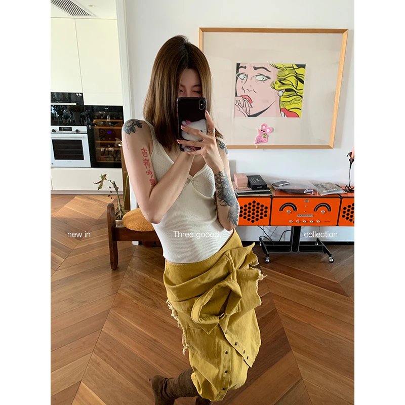 THREE GOOOD/三吉小众牛仔风马甲衬衫错位设计半身裙Y725G10360