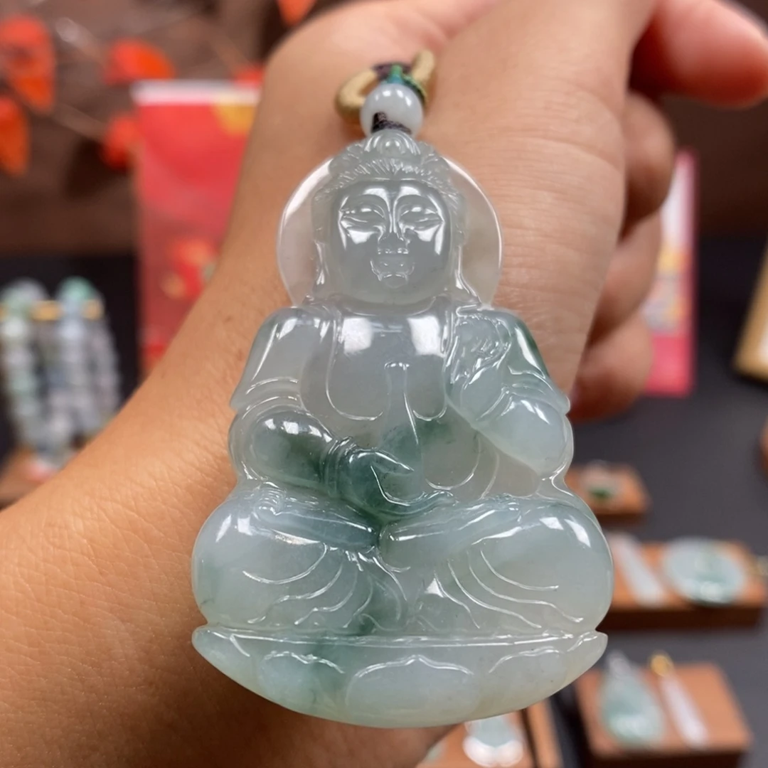 【闪购商品】颈饰18K金镶嵌翡翠61