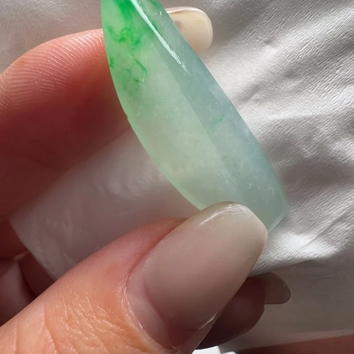 定制翡翠未镶嵌不包工