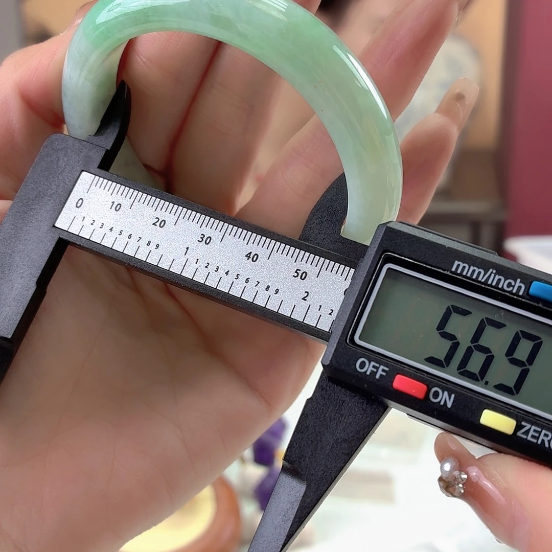 翡翠未镶嵌手镯翡翠