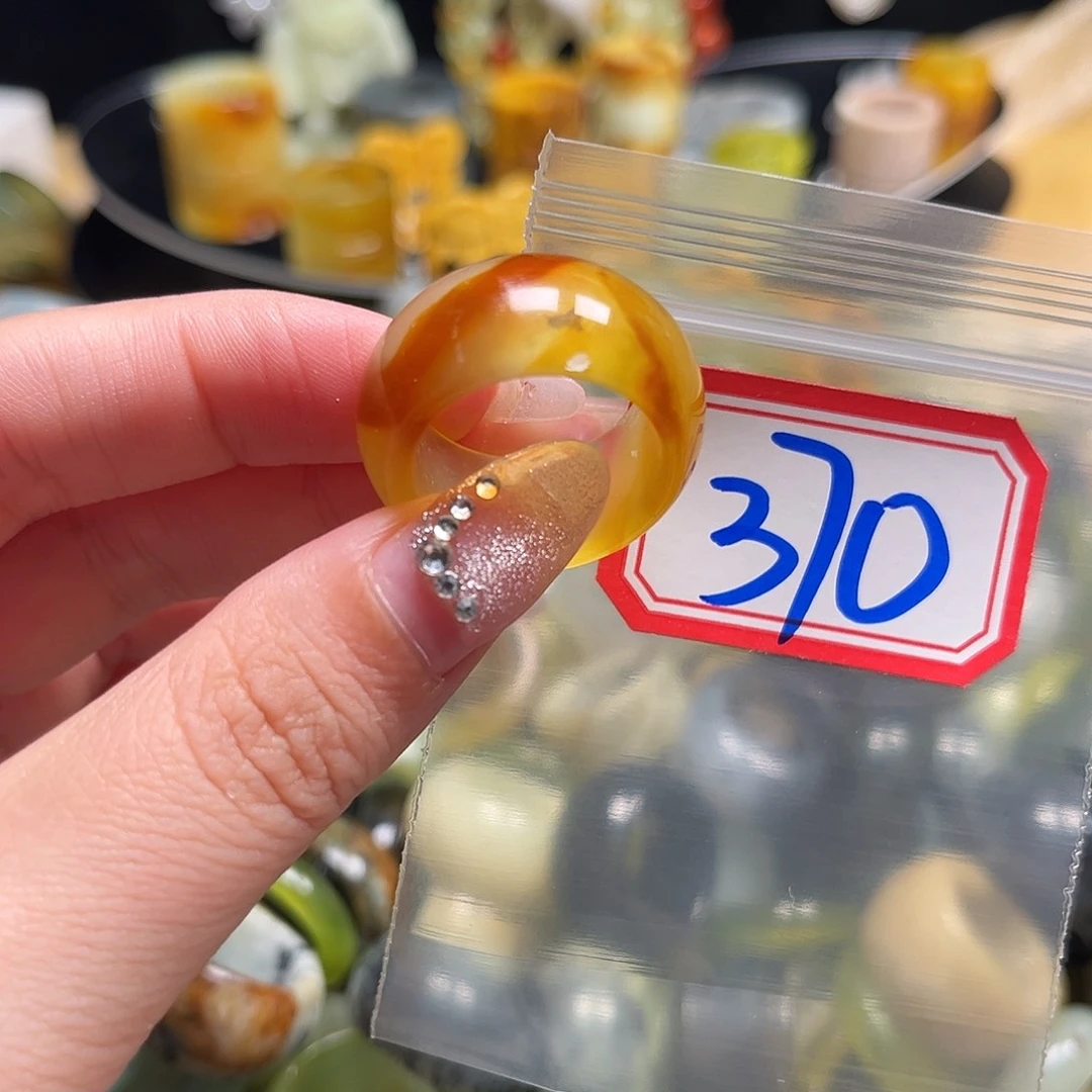 腊***五蛇纹石玉未镶嵌珠宝奇石