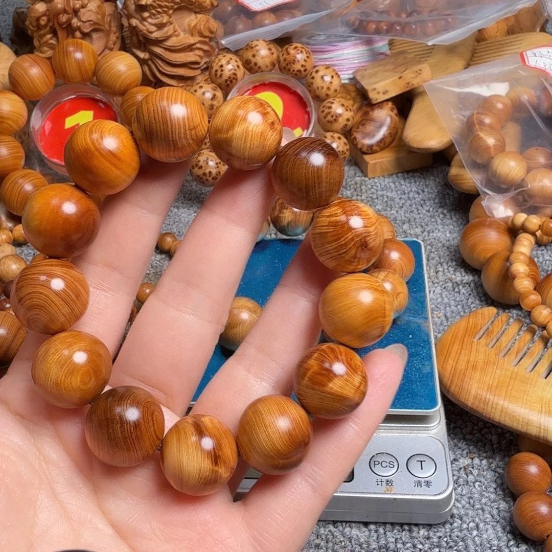 F***r香榧木太行崖柏1.8红油闪电瑕疵不退货