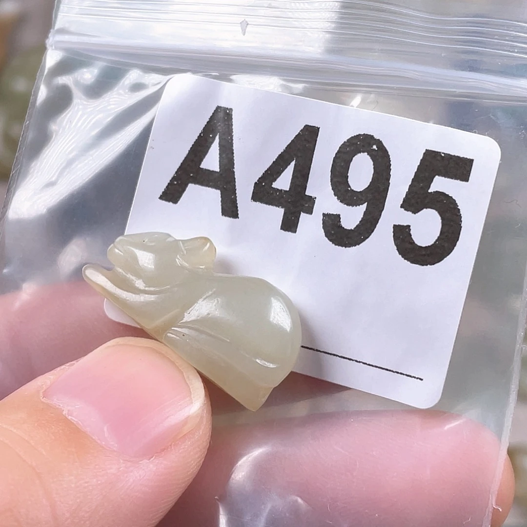 和田玉（糖玉）未镶嵌颈饰