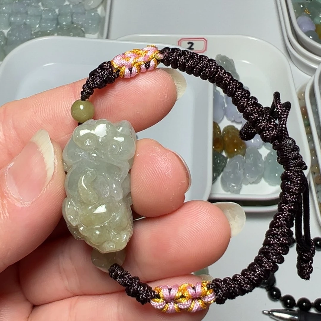 翡翠颈饰未镶嵌李****鹅两头孔貔貅钱币珠子三个300块