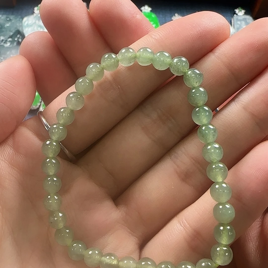 翡翠戒指未镶嵌5.5手串