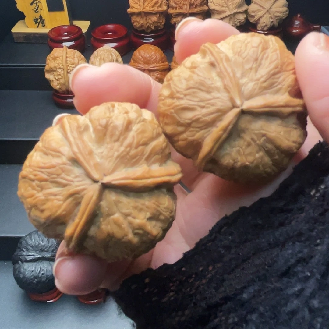 文玩核桃把件14号车