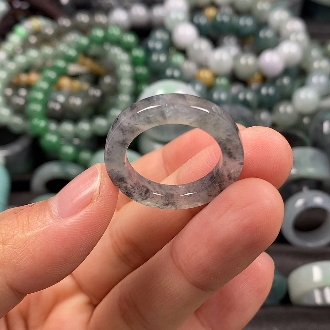 定制翡翠未镶嵌21圈