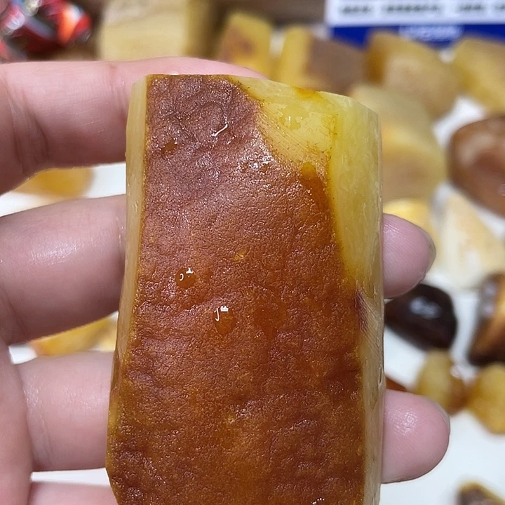 定制琥珀未镶嵌原矿琥珀