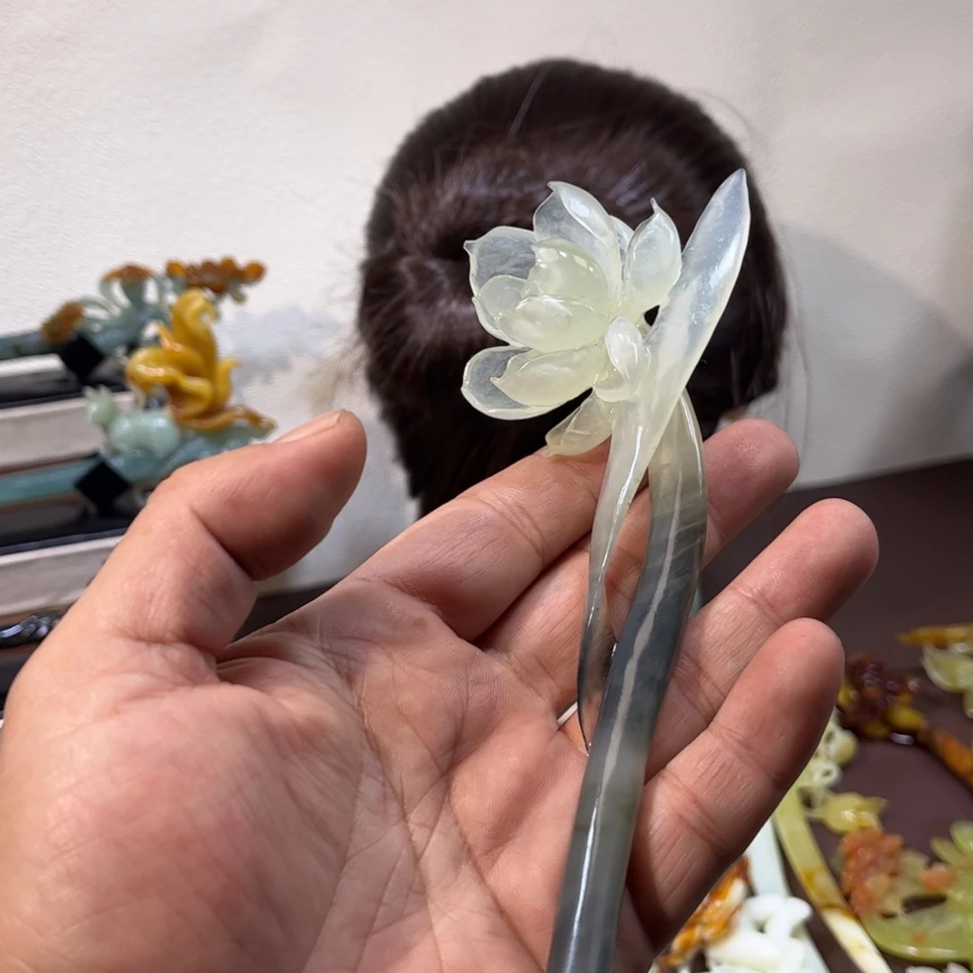 蛇纹石玉发簪合金初***秋