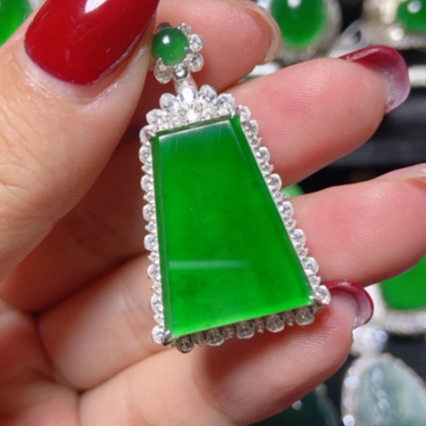 【闪购商品】翡翠银S925镶嵌颈饰翡翠