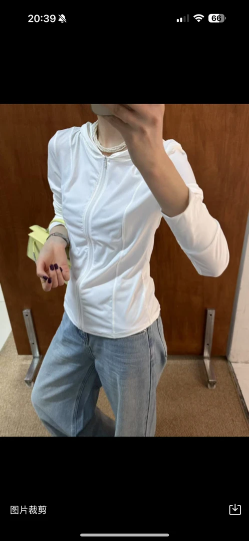 休闲风极简风女士修身短袖五十背家防嗮