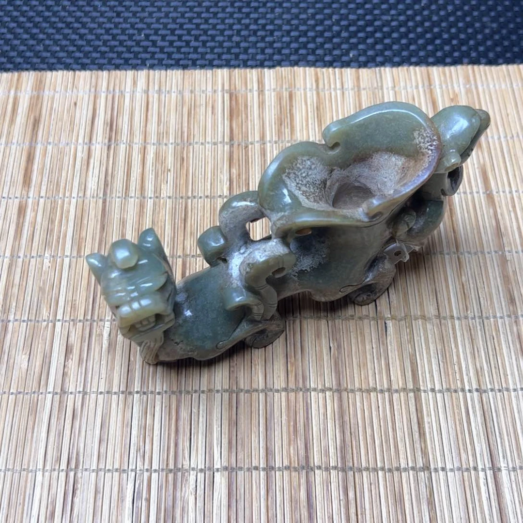 未镶嵌和田玉摆件