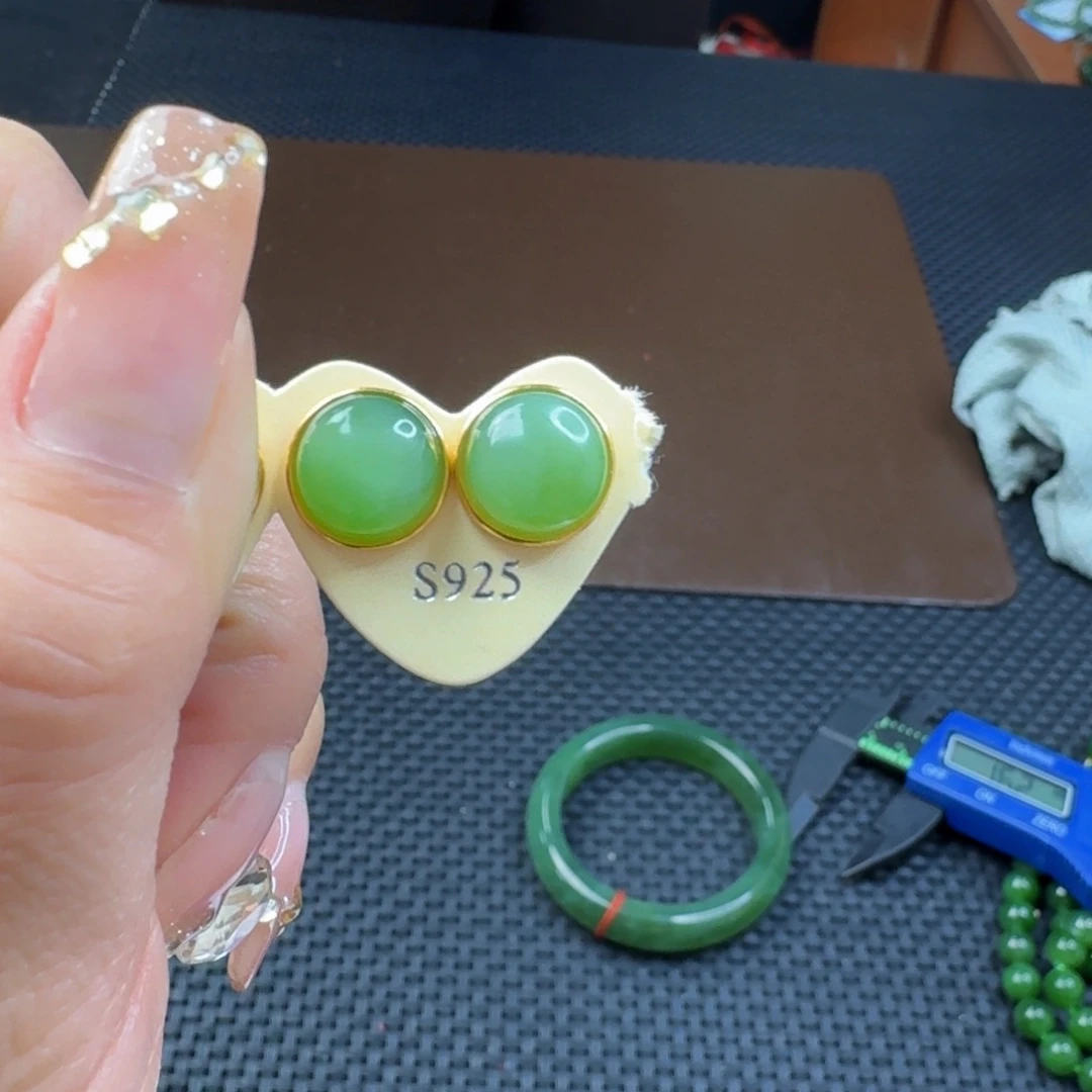 和田玉（碧玉）耳饰银S925镶嵌