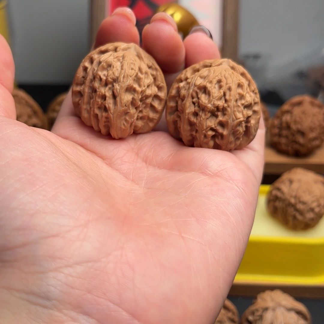 文玩核桃把件白狮子35全