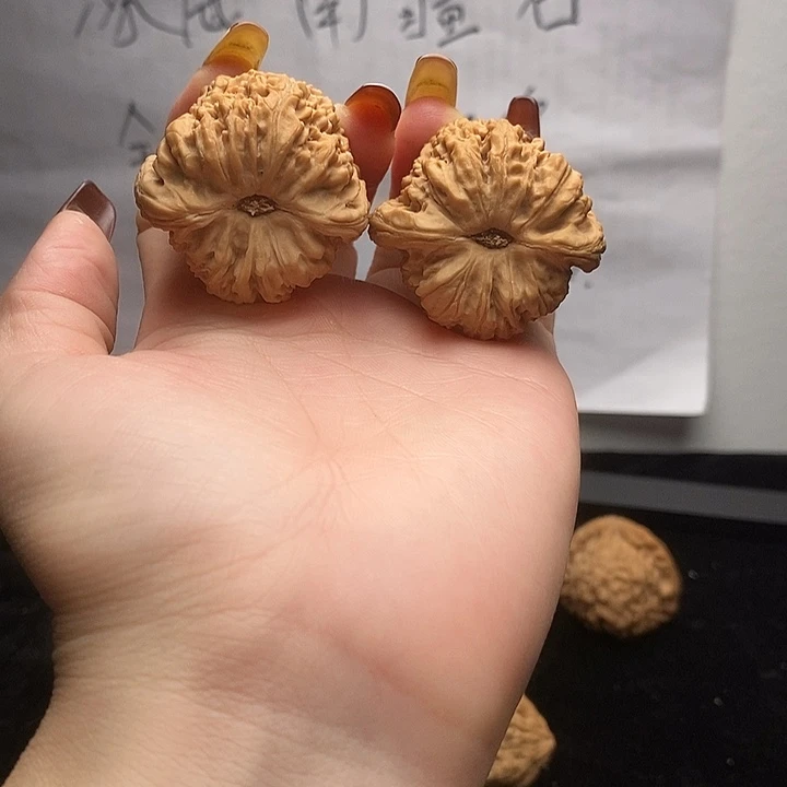 小***菜把件文玩核桃涿鹿