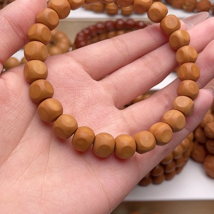 吊坠猴头核桃漏眼款经典六方