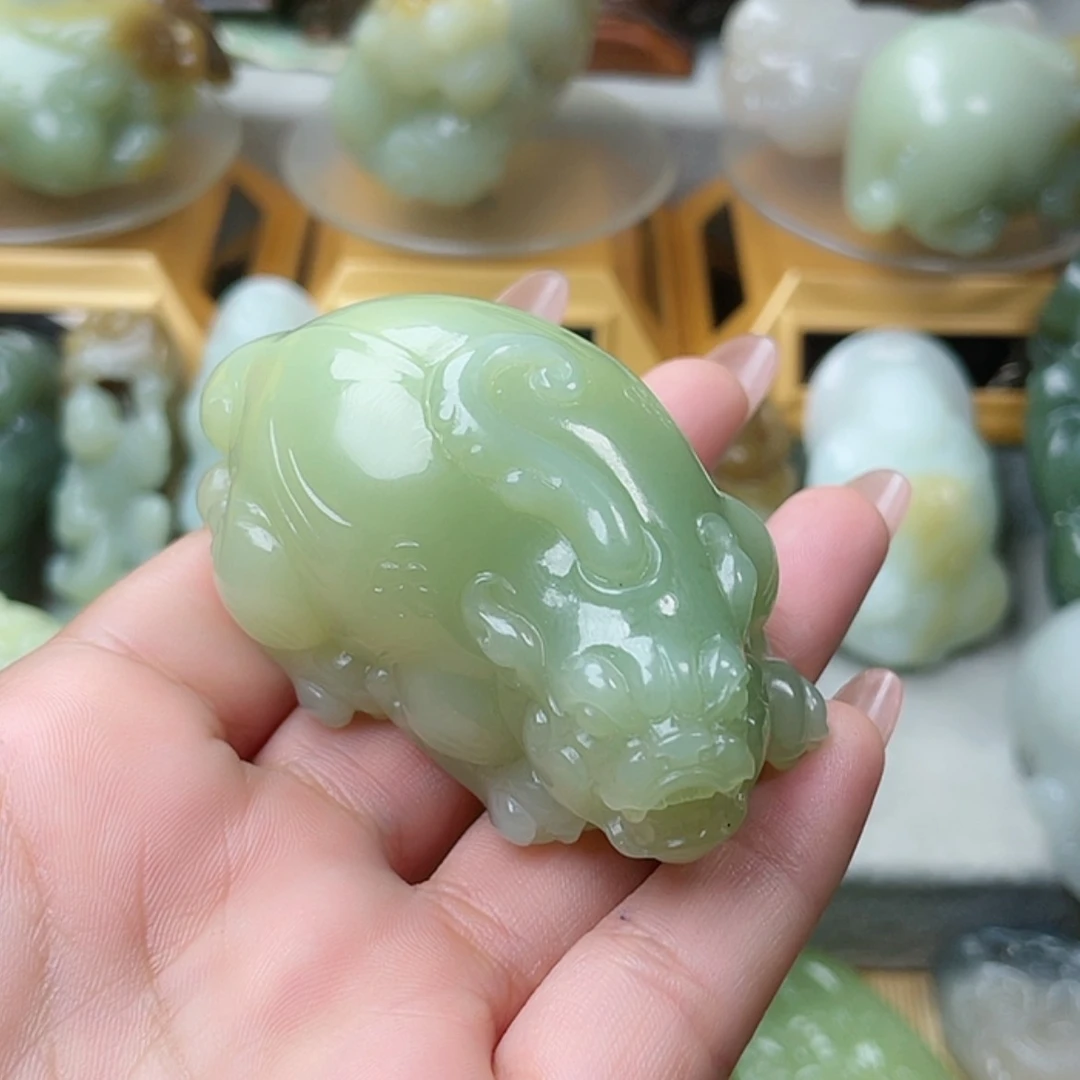 【闪购商品】未镶嵌和田玉挂件帝*