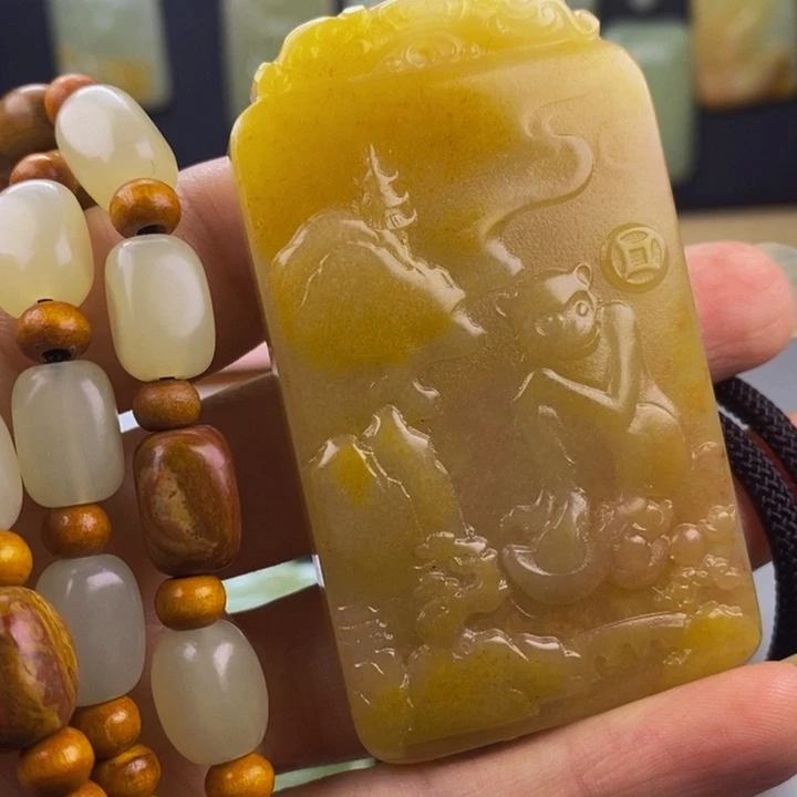 新疆昆仑山料 守 护 牌