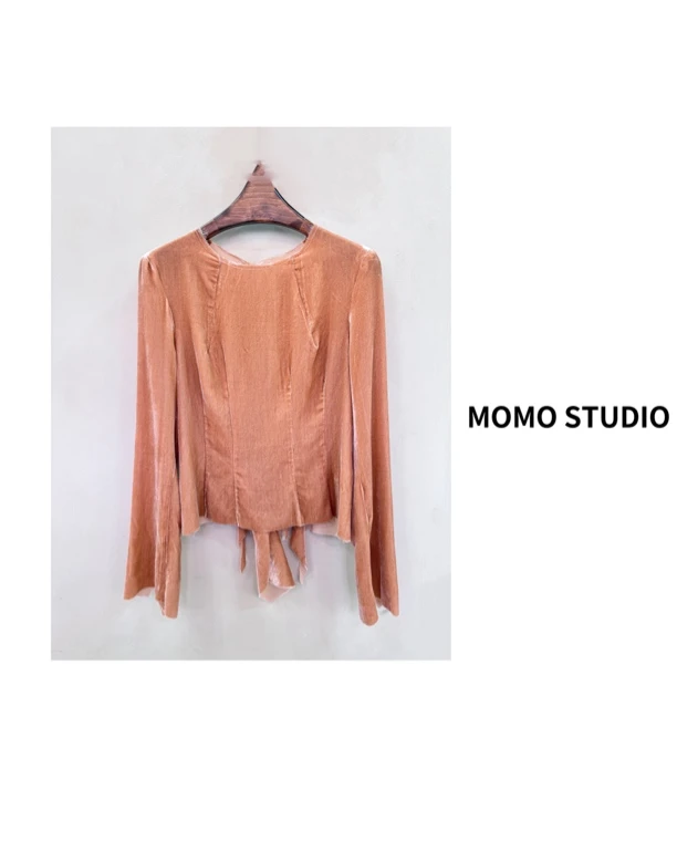 【MOMO STUDIO】限定静奢东方美丝绒贝母绑带上衣