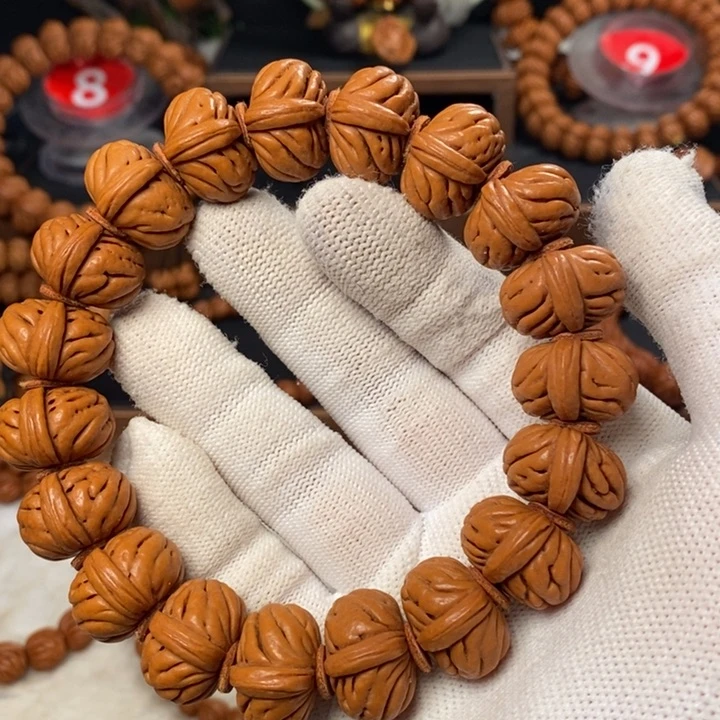 桃核吊坠秦岭龙纹桃核