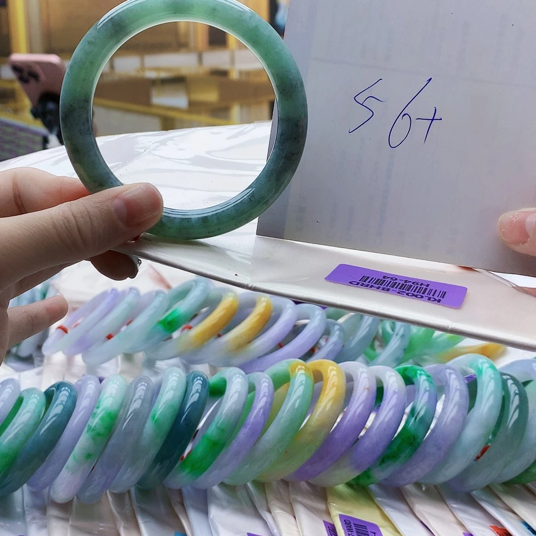 翡翠未镶嵌手镯bhj