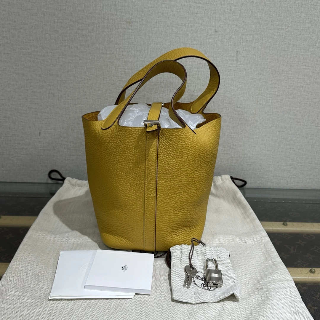 95新 Hermes/爱马仕 银扣菜篮子18手提袋 10604