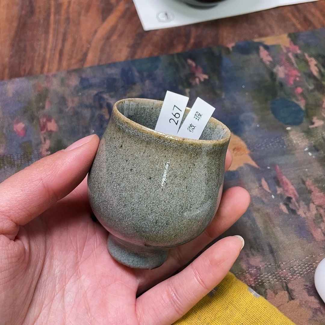 茶盏尚*卉267 福临号建盏主人杯微瑕