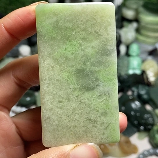 未镶嵌和田玉（糖玉）珠宝半成品
