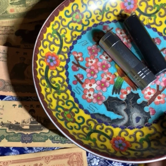 盘花瓶摆件创意产业