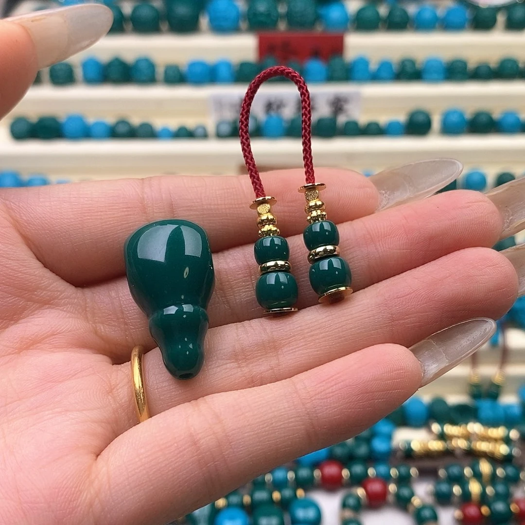 琉璃颈饰财****Q油绿色14奶嘴三通+弟子珠