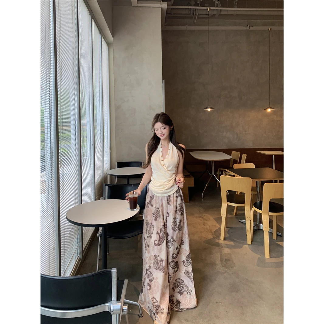 纯欲慵懒风V领纽扣露背挂脖上衣套装女气质宽松印花休闲裤两件套