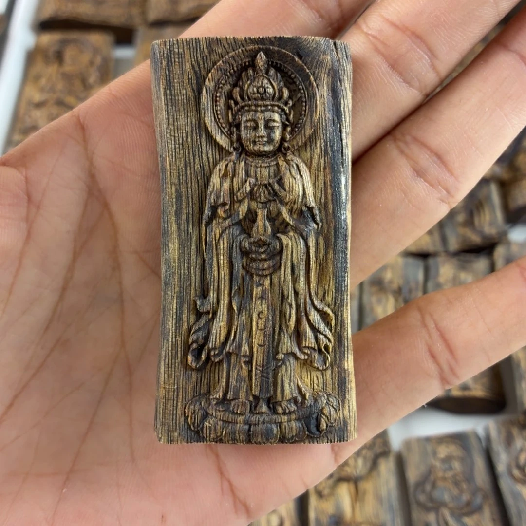 安****沉香碎屑沉香净瓶观音菩萨12.8克福利价