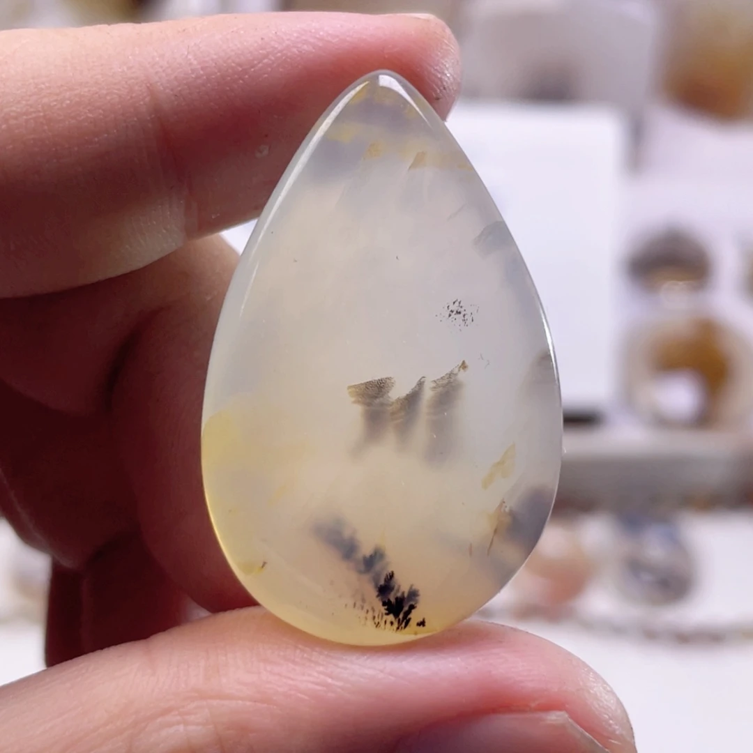 玛瑙/玉髓未镶嵌珠宝奇石