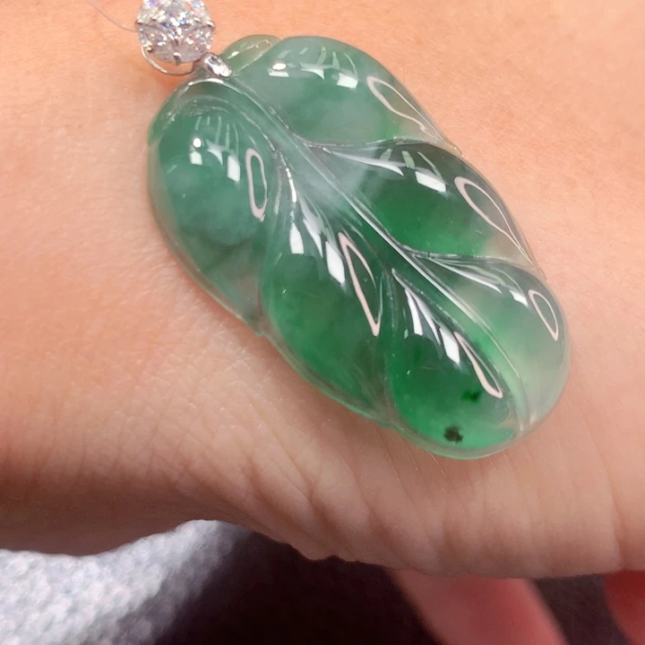 定制翡翠18K金镶嵌翡翠