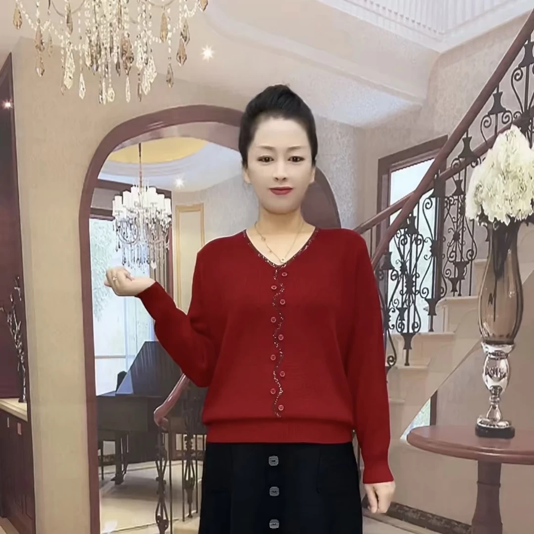 中年妈妈装时尚百搭纯色V领宽松遮肚针织打底衫减龄女士洋气毛衣