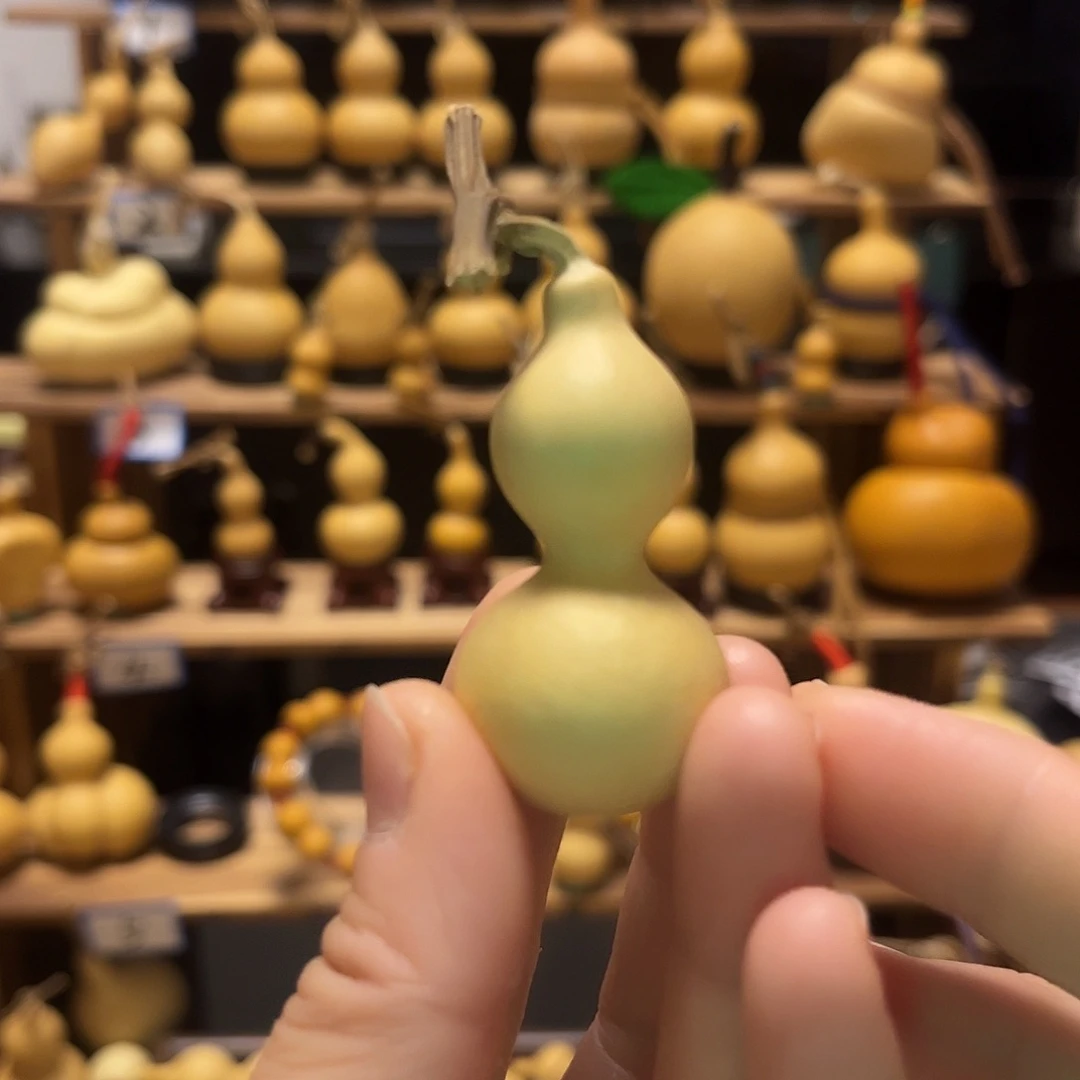 Z***L精品天津嘴绕指柔葫芦