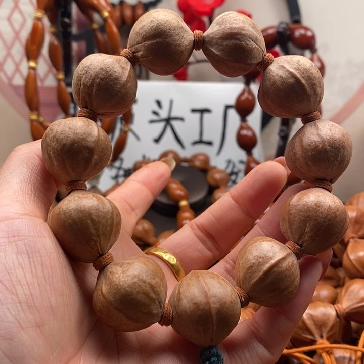 橄榄核手串/手链蜜桃2.3铁盒