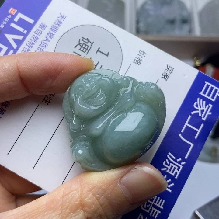 翡翠把件未镶嵌翡翠