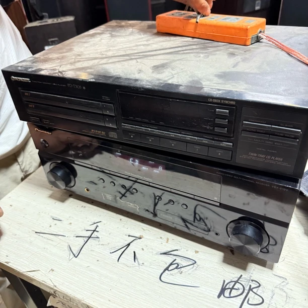 8新  二手先锋CD机T305没插头 配件 不包好坏 运费自理 不包退换