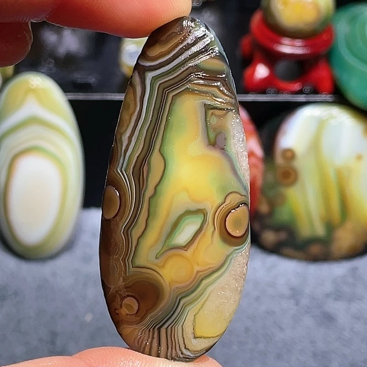 珠宝奇石玛瑙未镶嵌