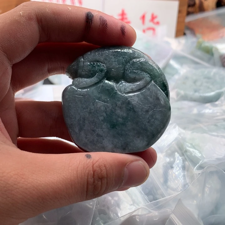 翡翠未镶嵌颈饰保真天然a货翡翠