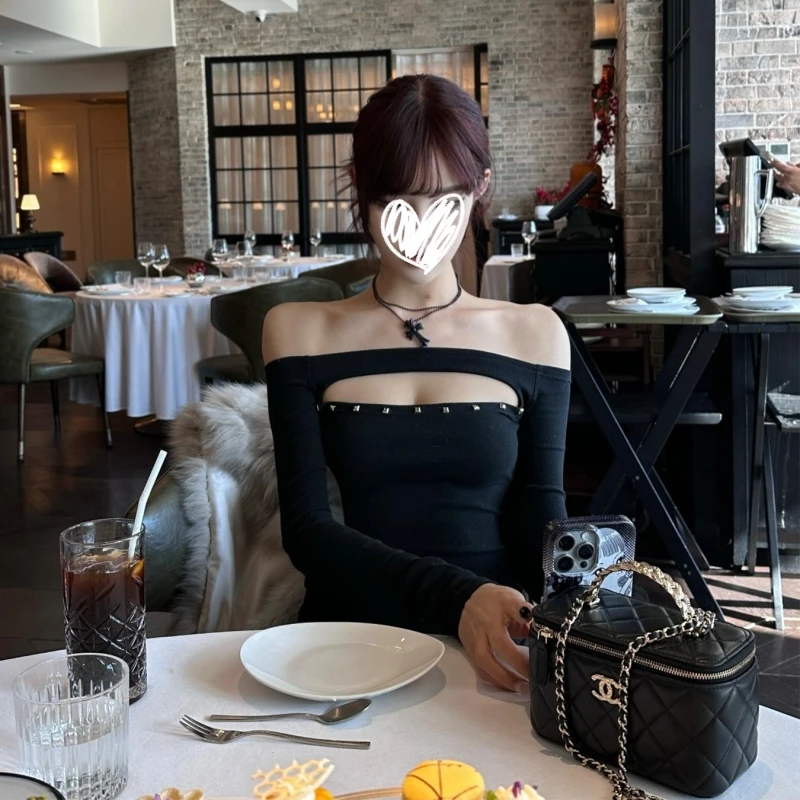 欧美辣妹修身斜肩铆钉长袖上衣女春季显瘦百搭收腰T恤