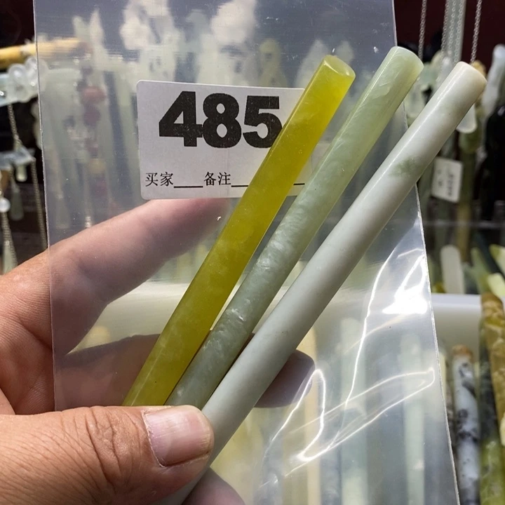 小***s蛇纹石玉合金颈饰