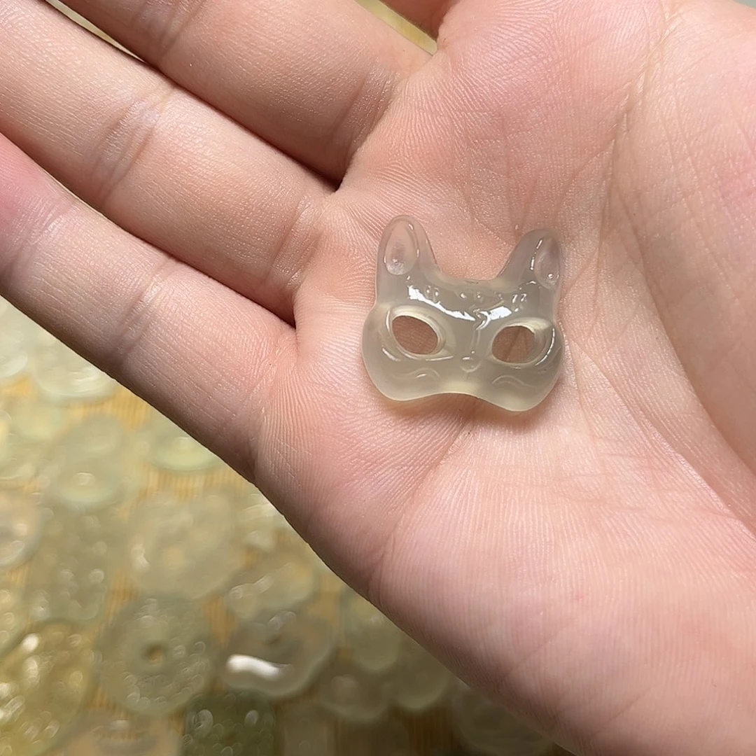 蛇纹石玉未镶嵌颈饰吊坠