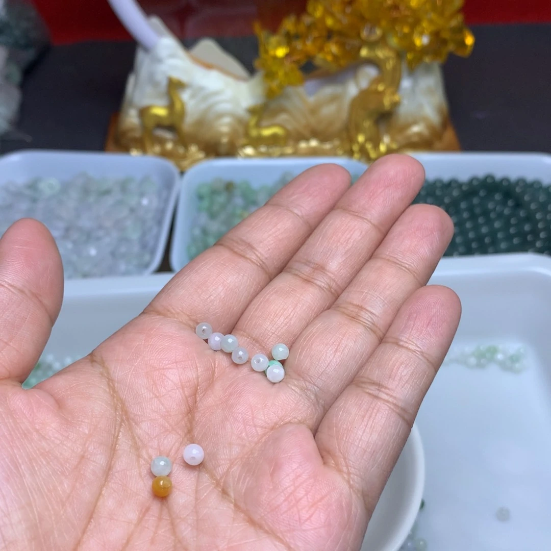 【闪购商品】翡翠手链未镶嵌中***狸