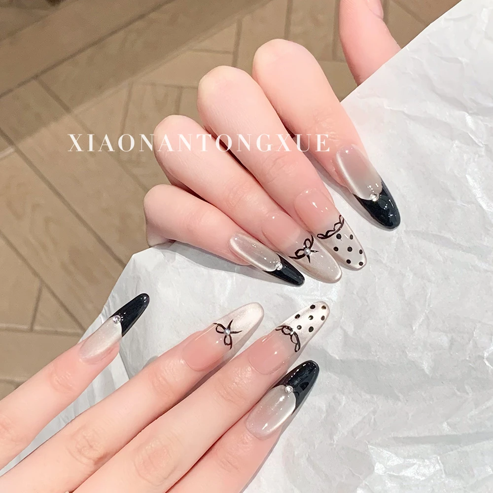 夏天显白手工穿戴甲中长款蝴蝶结裸色新款nails猫眼黑色指甲贴片