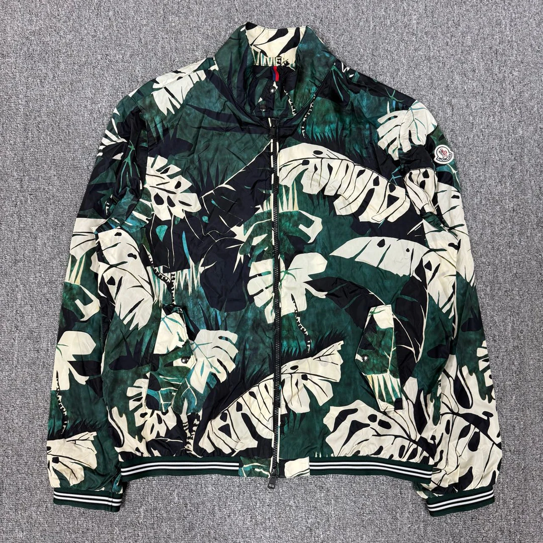 99新 MONCLER 12604718 蒙口 绿色植物印花拉链夹克外套 4码