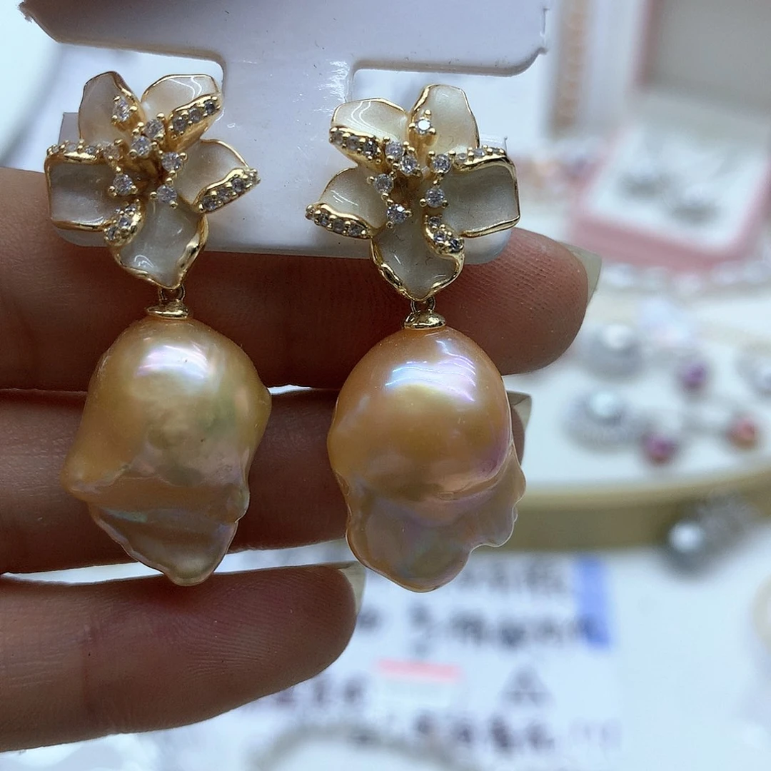 淡水珍珠耳饰未镶嵌